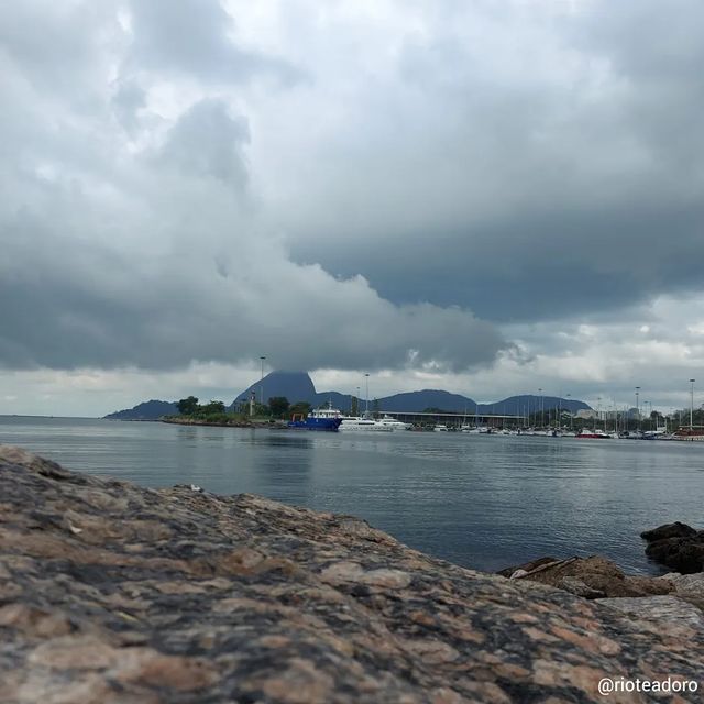 Centro de Operações Rio - ⛅O CÉU CONTINUARÁ PARCIALMENTE NUBLADO E SEM  PREVISÃO DE CHUVA ENTRE SEXTA E SÁBADO O Alerta Rio informa que, entre o  final desta quinta-feira (04/11)a nebulosidade estará