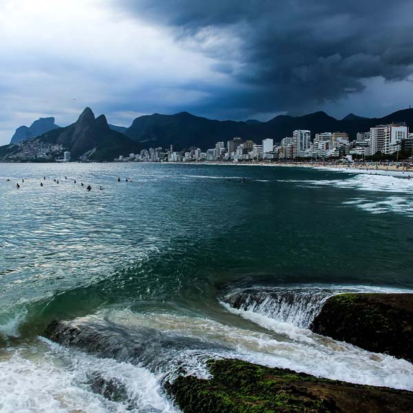 Centro de Operações Rio - ⛅O CÉU CONTINUARÁ PARCIALMENTE NUBLADO E SEM  PREVISÃO DE CHUVA ENTRE SEXTA E SÁBADO O Alerta Rio informa que, entre o  final desta quinta-feira (04/11)a nebulosidade estará