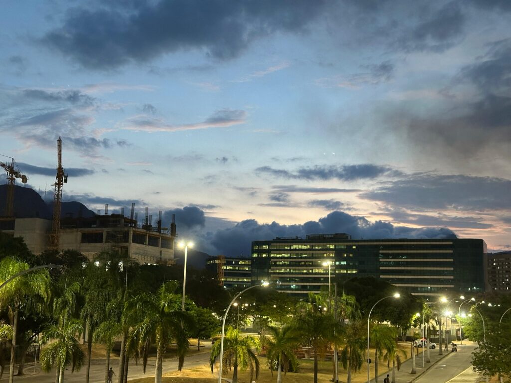 Município do Rio começa a semama sem previsão de chuva | Confira o tempo para esta segunda-feira (18/08)